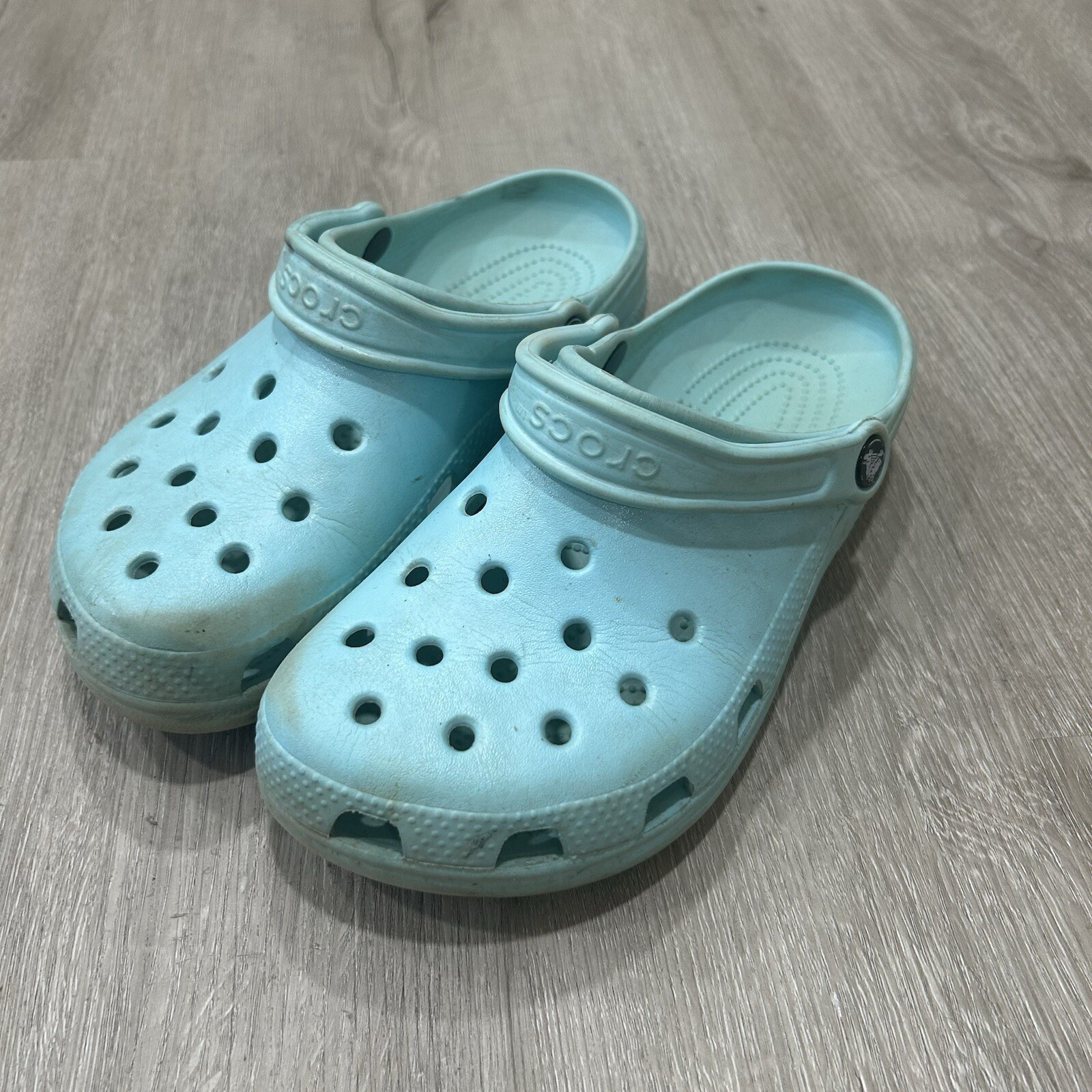 Crocs Classic Light Blue Original Clog Women’s Size 8 - Gem