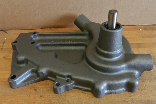 Clark Forklift Continental engine 4-6 Cyl rebuilt water pump F162K500 W/O pulley - Picture 2 of 6