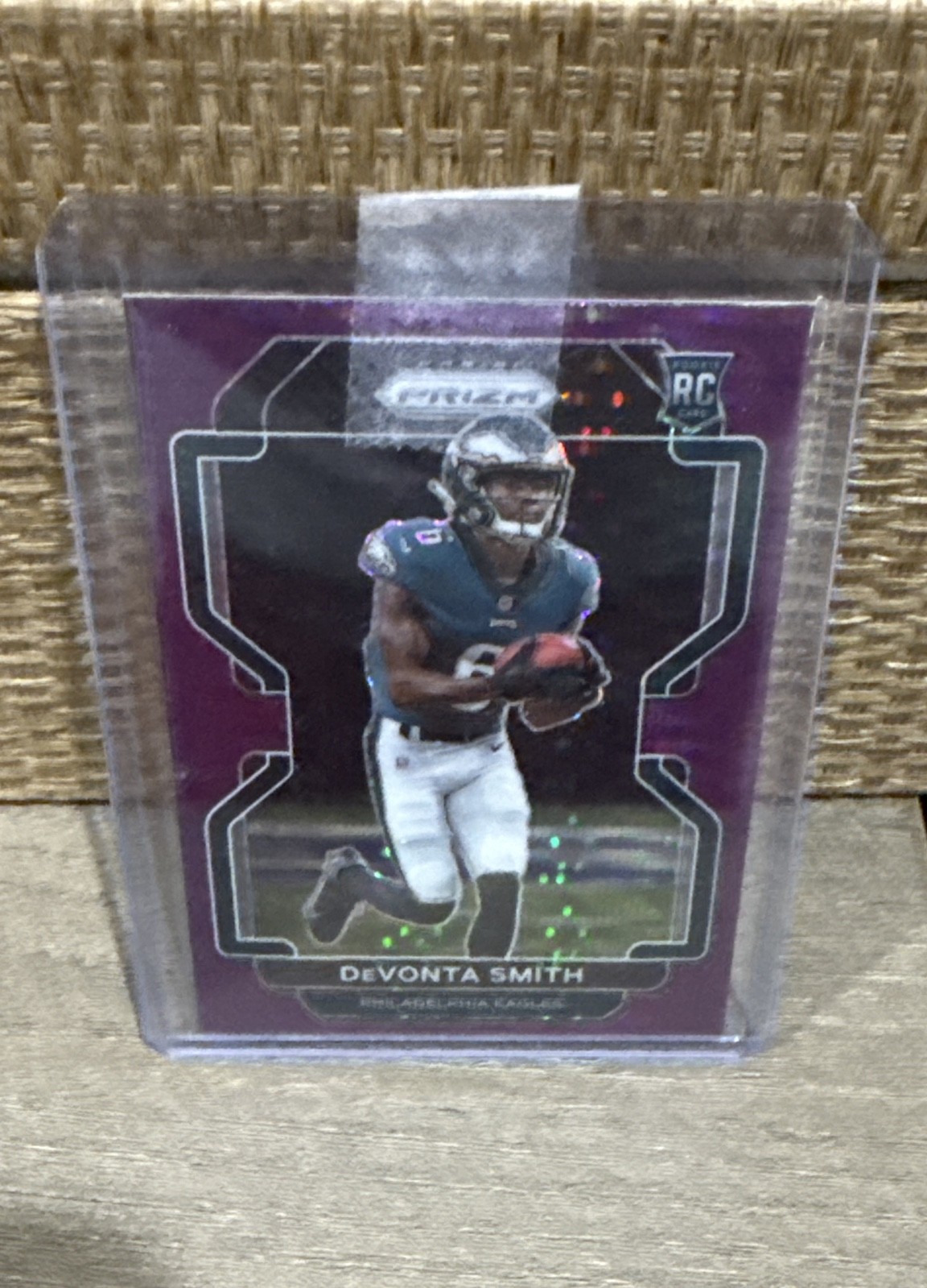 2021 Panini Prizm - Rookie Devonta Smith #335 Purple Pulsar Prizm (RC)