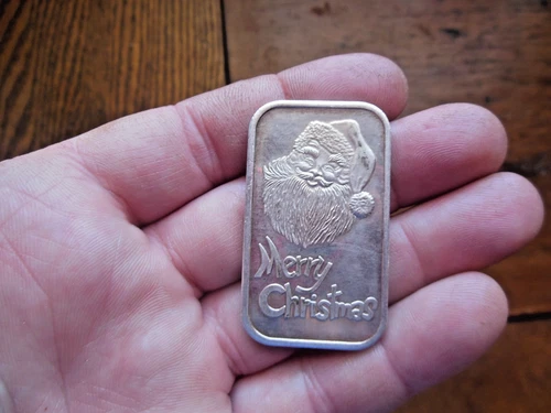 1991 Merry Christmas Santa Claus  1 Troy oz .999 Fine Silver Bar
