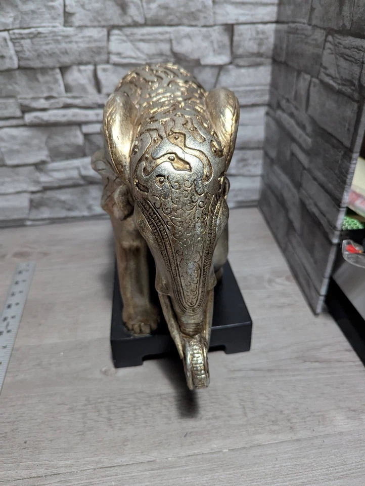 Large 15.5"x11" Ornate Silver Elephant Resin Statue Animal Decor Art Sculpture - Image 4 of 4