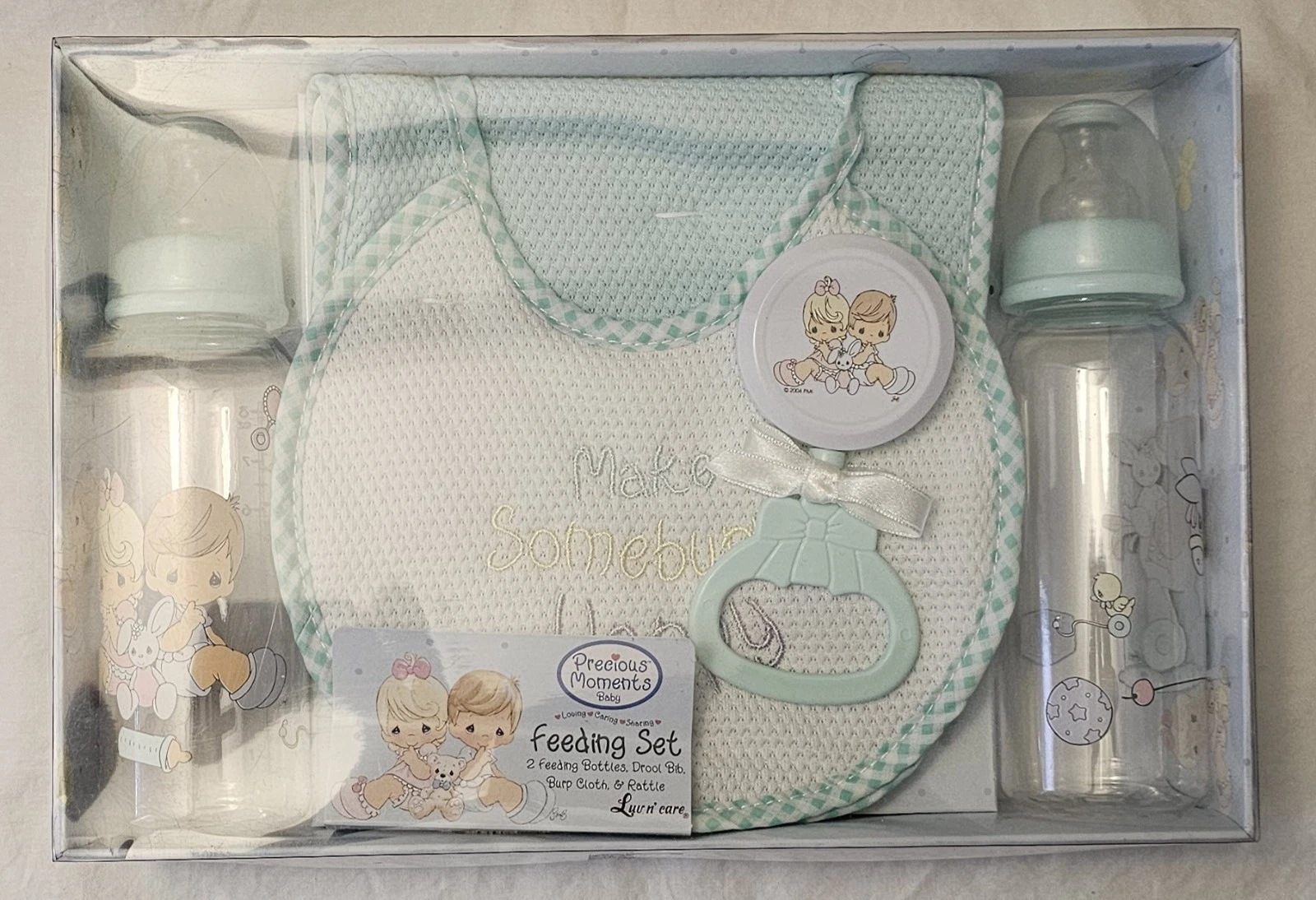 Baby Boy Girl (2) 8-OZ Bottles Bib Burp Cloth Rattle Precious Moments New In Box
Opens in a new wind