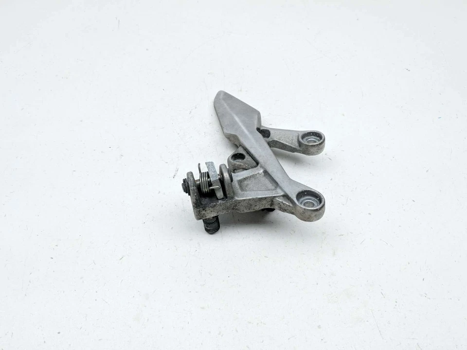 18 Honda CB500F Front Right Driver Peg Rearset Mount Bracket 50600-MJWA-J000 - Image 2 of 4