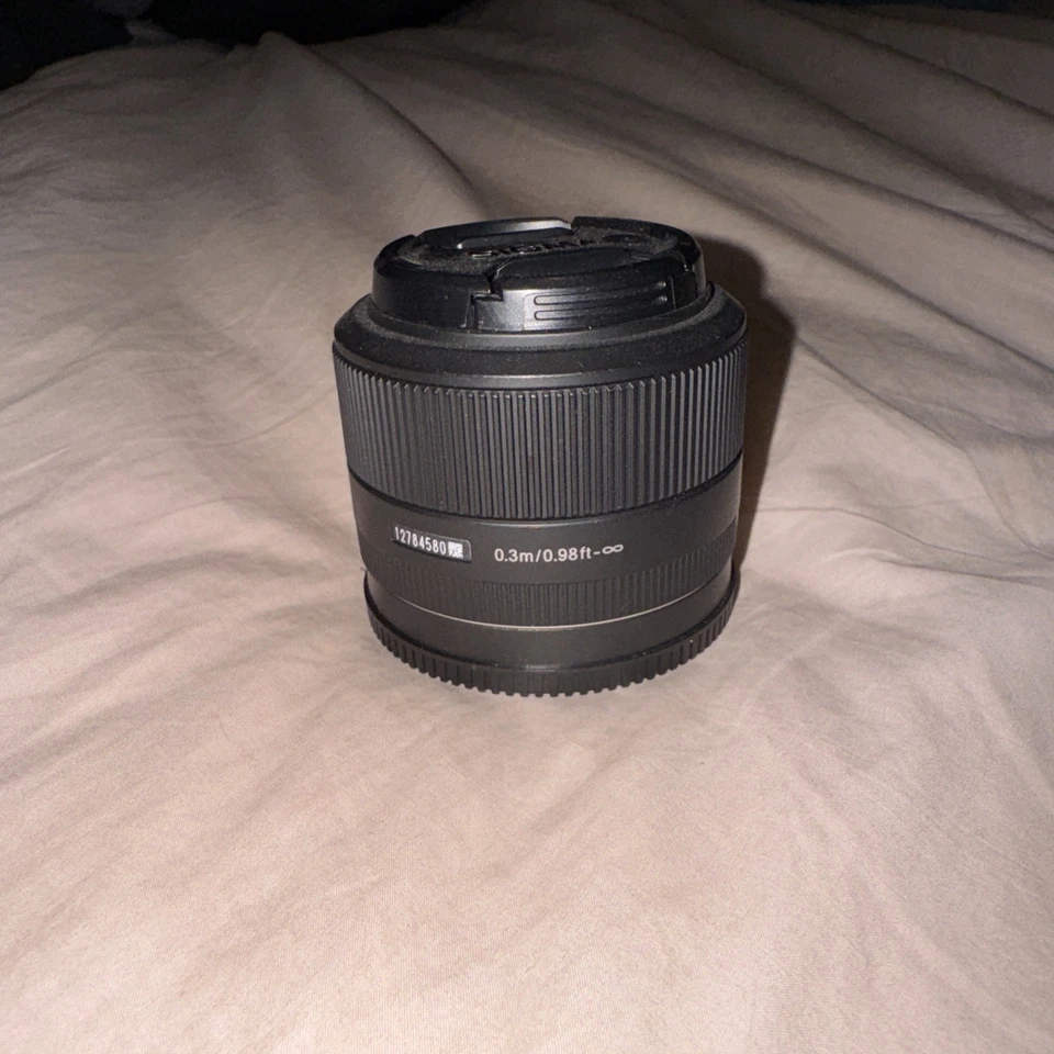 Sigma 30mm f/2.8 EX DN Art Lens for Sony E Mount - Image 2 of 3