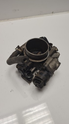 Opel Vectra B 1.6L Drosselklappe Drosselklappenstutzen 90501011