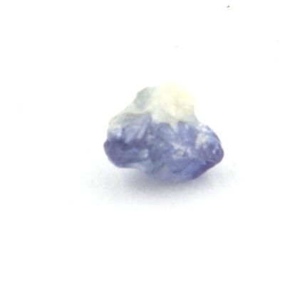 Benitoit. 0,630 ct. San Benito Co., Kalifornien, USA.