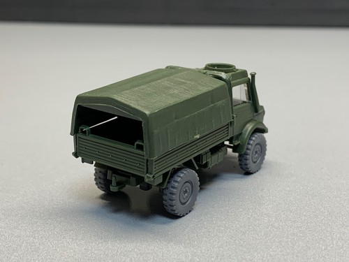 Mercedes Unimog Militär Fahrzeug Transporter Pritsche Plane Military Army 1:100 - Picture 7 of 12