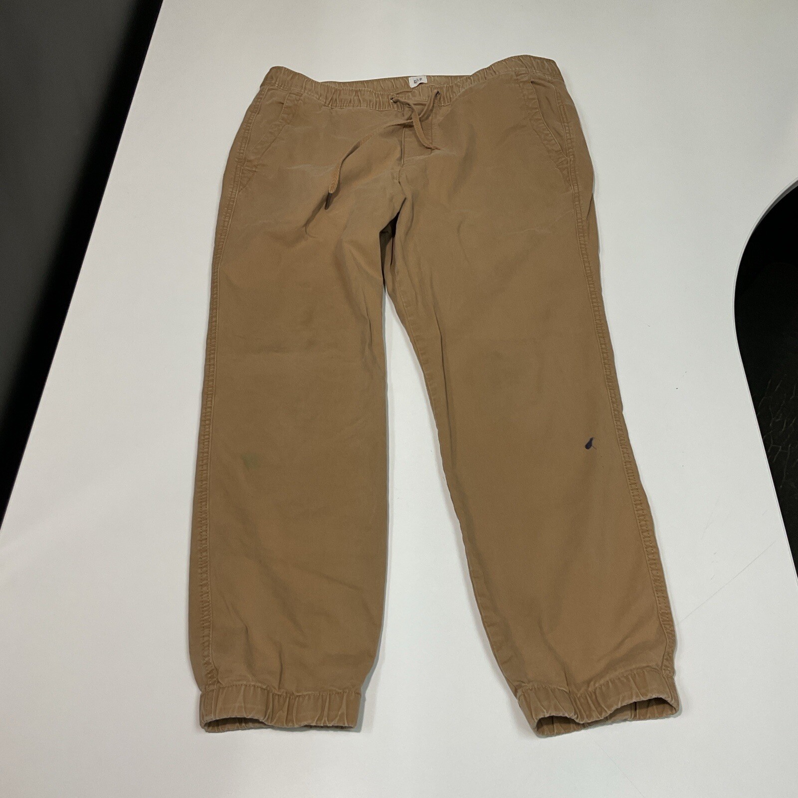 Gap Mens Essential Drawstring Pull-on Jogger Pant… - image 1
