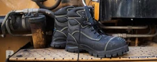Blundstone 994 Men's Safety Work Lace Boots (Steel Toe, Heat, Oil, Acid/Resist)