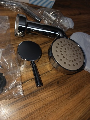 NEW Moen bath - ShowerHead 2GPM A112.18.1M faucet plates & more - chrome - Picture 6 of 15