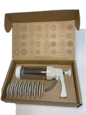 Pampered Chef Cookie Press #1525 - 16 Discs - Complete In Original Box
