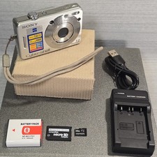 Sony Cyber-shot DSC-W70 7.2MP Silver  + New Charger & Battery 