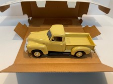 Ertl Amt 1950 Chevy Pickup Truck Dealer Promo Model 125 Cream Medium 8288eo Ertl Amt 1950 Chevy Pickup Truck Dealer Promo Model 125 Cream Medium 8288eo