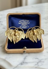 Vintage Pair Dress or Shoe Clips Goldtone Leaf Design ESTATE QUALITY