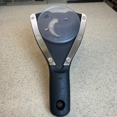 OXO Good Grips Jar Opener w/ Base Pad Black Stainless Steel Manual Kitchen Tool