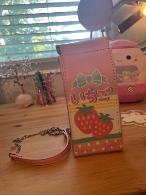 HOT TOPIC J-Pop Strawberry   Milk Carton Crossbody Bag  RARE