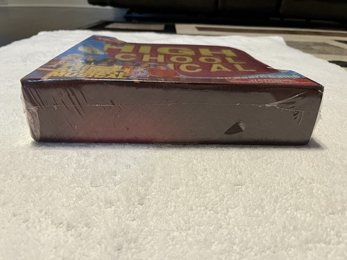 Brand New Sealed Disney HIGH SCHOOL MUSICAL 2 CD Music Board Game Cardinal 68013 - Picture 3 of 8