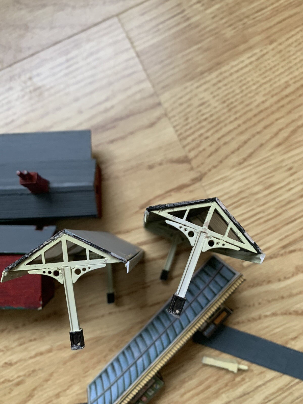 Job LotN GaugePlastic Station Buildings and Canopies eBay