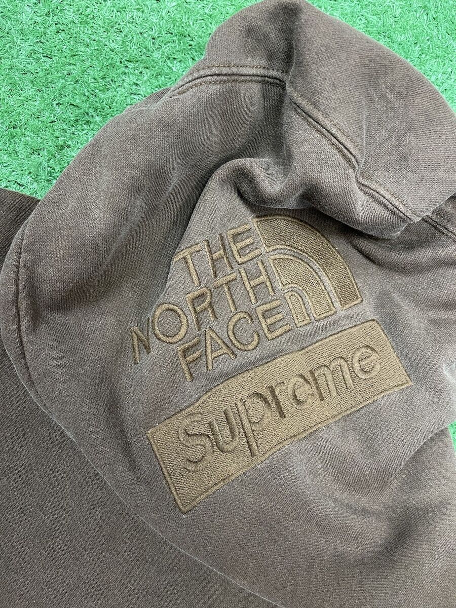 Supreme The North Face Pigment Printed Hooded Sweatshirt Supreme The North Face Pigment Printed Hooded Sweatshirt