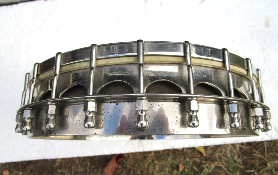 VINTAGE LUDWIG CAPITAL BANJO POT, 1930,  10 3/4" HEAD, ALL CHROME - Image 2 of 4