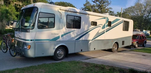 2000 Monaco Diplomat 38A Diesel Pusher Class A RV Camper Motorhome Motorcoach