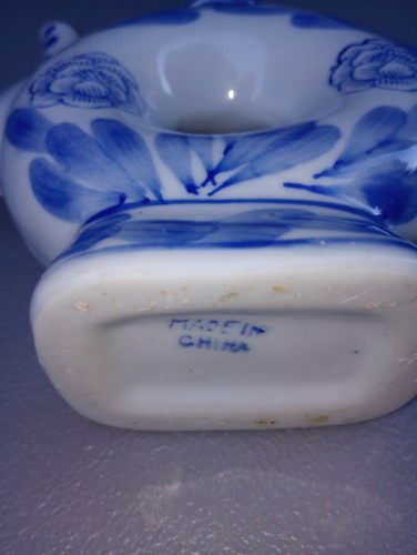 Blue White Floral Round Donut Home Deco Kitchen Asian Chinese Teapot with Lid - Picture 4 of 4