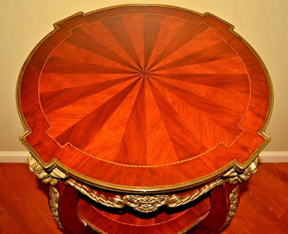 Antiga mesa de destaque original vintage bronze dourado incrustada mogno camada tripla - Imagem 3 de 4