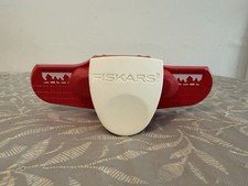 FISKARS Christmas Trees Around The Paper Edge Punch  See Other Listing 