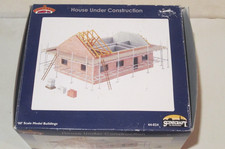 BACHMANN SCENECRAFT 44-024 HOUSE UNDER CONSTRUCTION