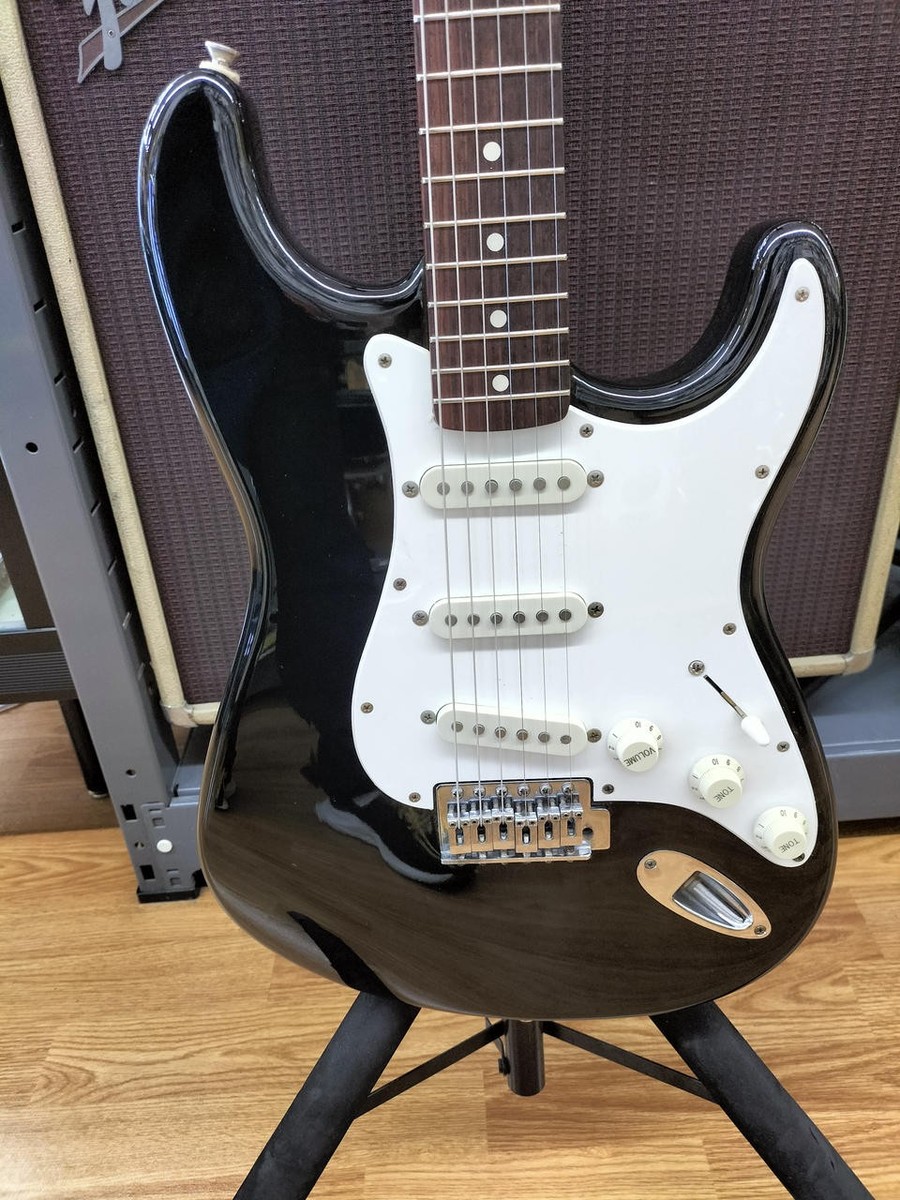ギター Fender Mexico Squier SeriesStratocaster Amazon.com: Fender Squier Debut Series Stratocaster Electric