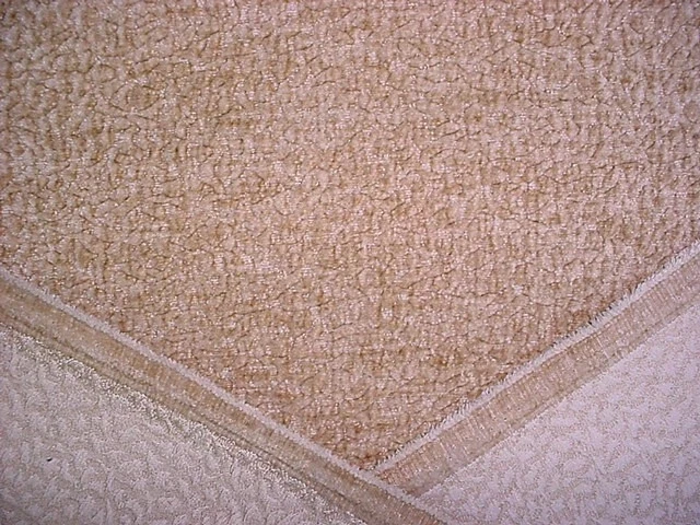 TELA DE TAPICERÍA DE CHENILLA CON HOYUELOS TEXTURIZADA ARENISCA 11-1/4 KRAVET 36074 BARTON Foto 4 de 4