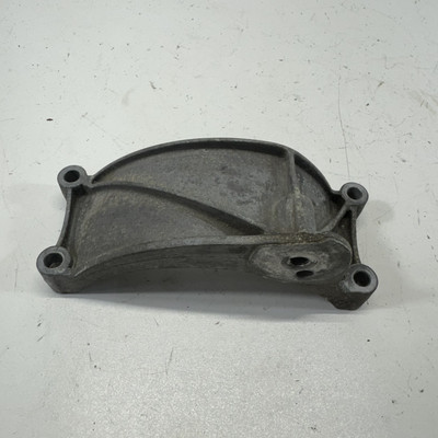 2012-2018 AUDI A6 3.0L ENGINE ALTERNATOR GENERATOR MOUNT BRACKET 06E903143D OEM
