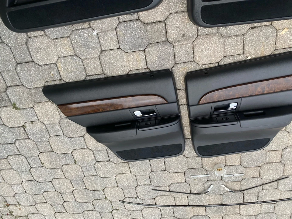 Juego de 4 paneles de puertas negro Mercury Grand Marquis 2003-2008 Foto 3 de 3