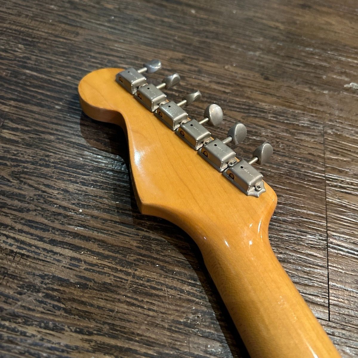 Tokai Goldstar Sound Stratocaster Sunburst Electric Guitar Tokai Goldstar Sound Stratocaster Sunburst Electric Guitar