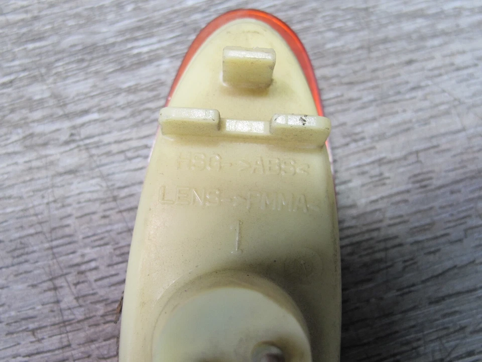 03-10 BENTLEY CONTINENTAL GTC GT LÂMPADA INDICADORA TRASEIRA ESQUERDA OU DIREITA - Imagem 3 de 4