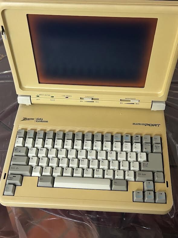 ZENITH DATA SYSTEMS MINI SPORTS ZL-2 LAPTOP COMPUTER SUPER SPORT