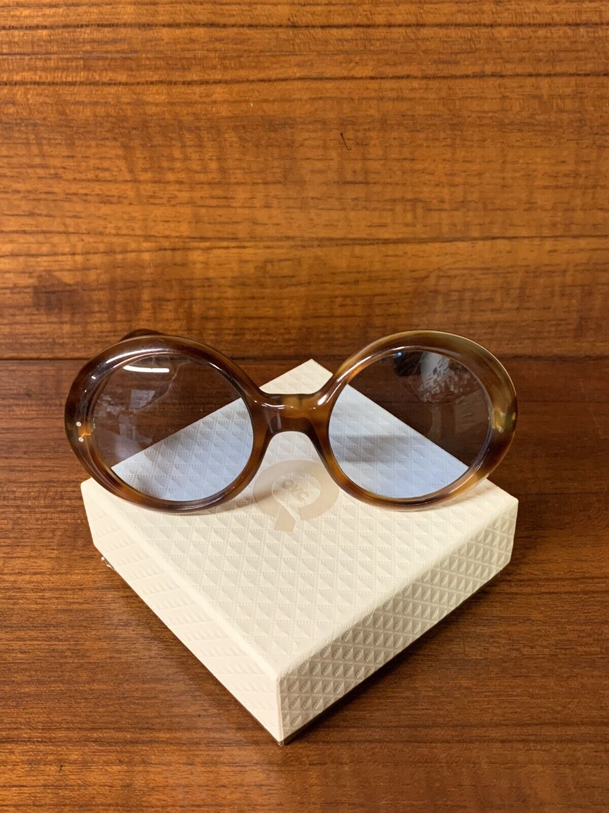 VINTAGE 1960s FRAME FRANCE OVERSIZED ROUND TORTOISESHELL SUNGLASSES