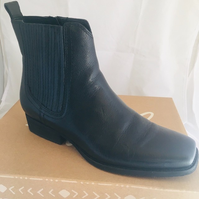 Zodiac Womens Arrow BOOTIES Black Size 