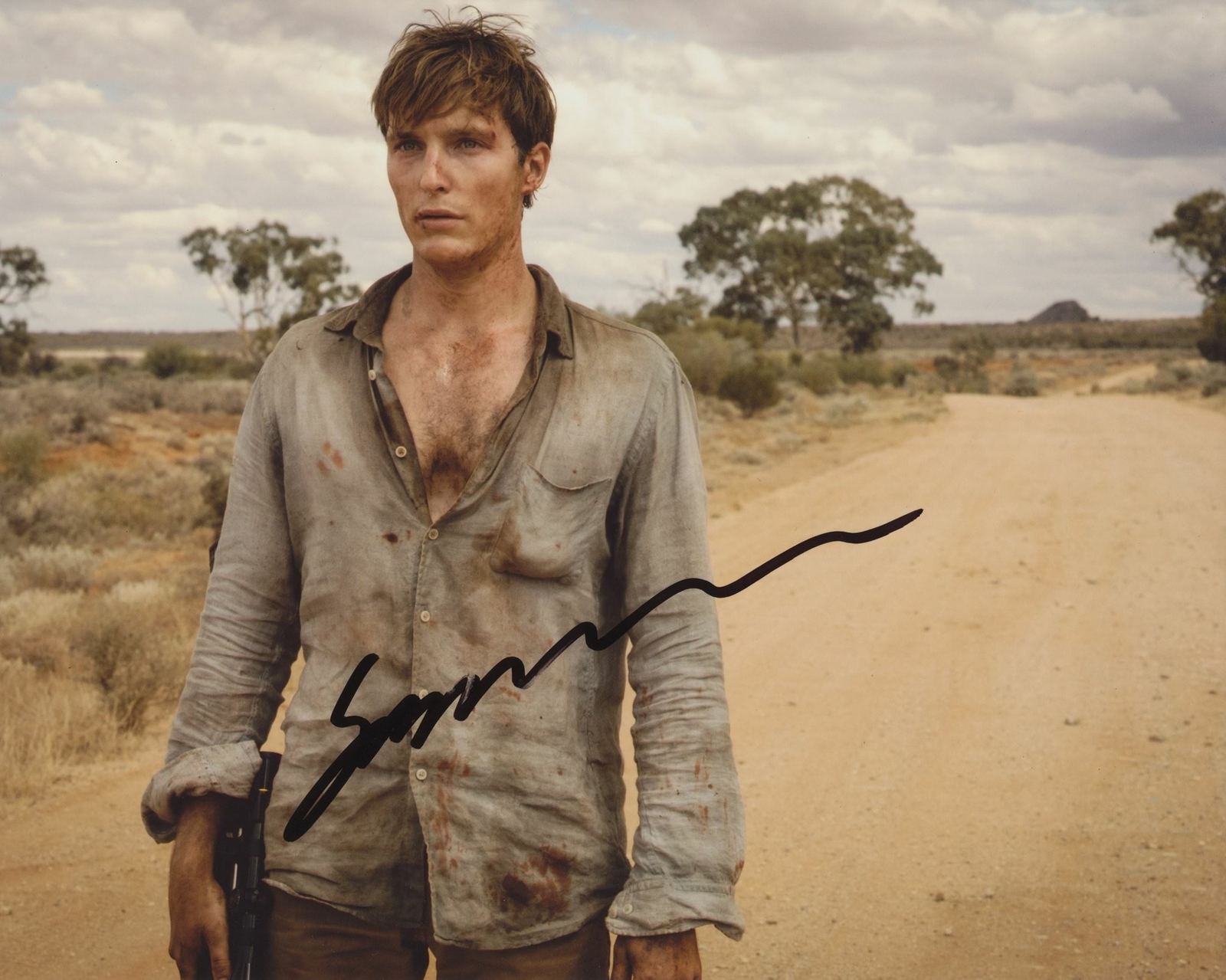 SEAN KEENAN SIGNED WAKE IN FRIGHT 8X10 PHOTO 2 | eBay
