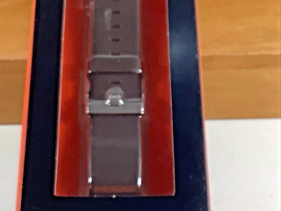 Nueva banda de repuesto Blackweb con hebilla de acero marrón suave para Fitbit Charge2  Foto 3 de 3