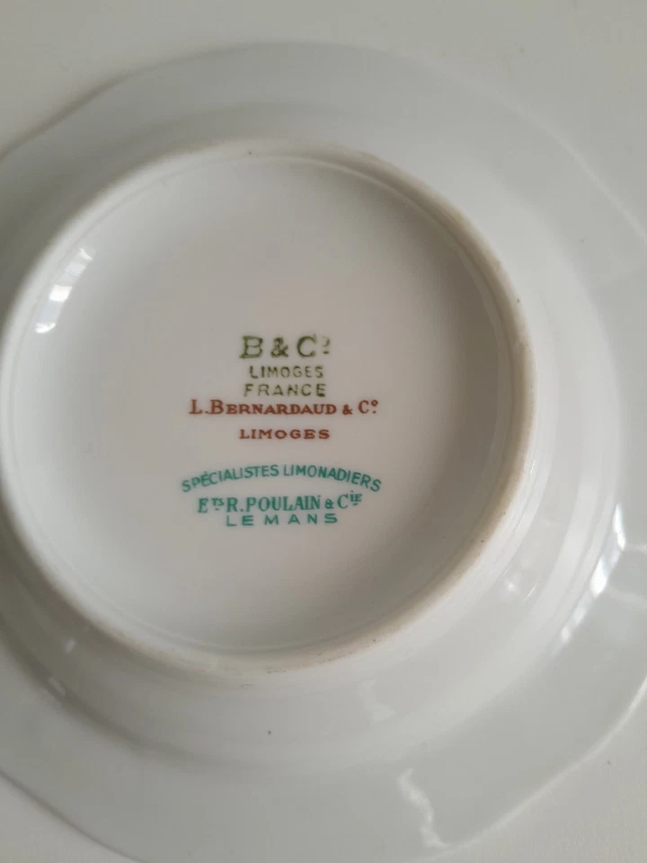 cendrier en porcelaine " le richelieu " Limoges - Photo 3/3