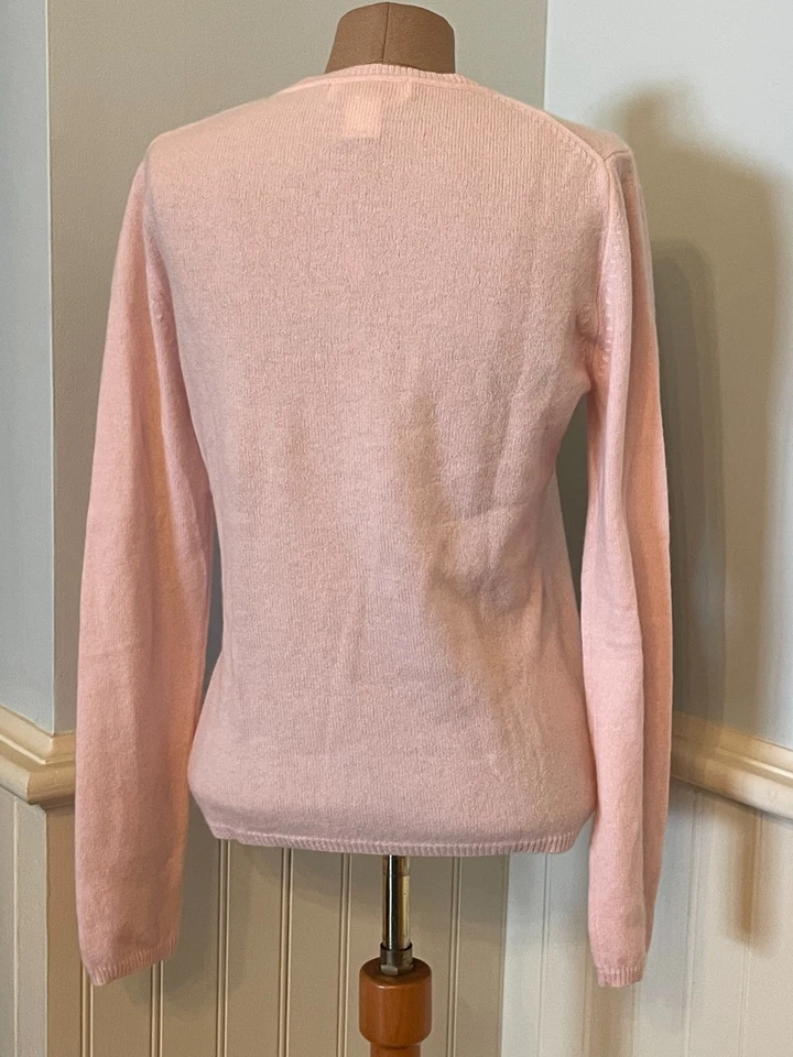 Peck & Peck  Sweater Women's Medium light Pink 100% Cashmere Crew Neck - Image 2 of 4