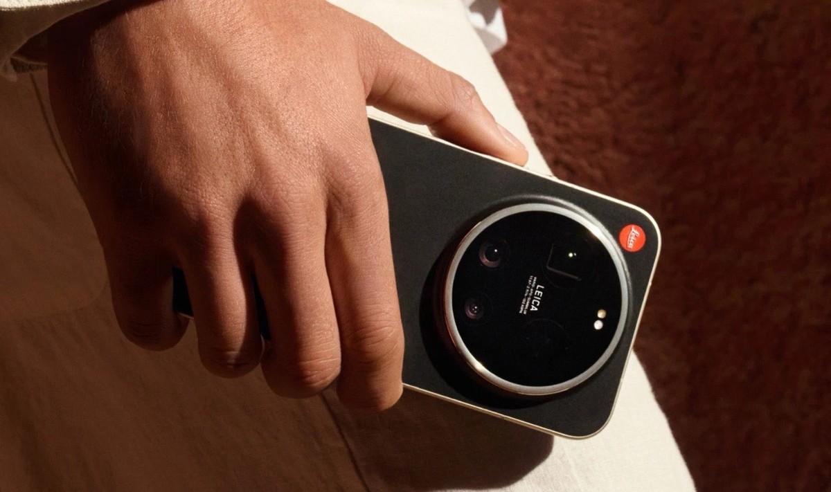Leica Leitzphone powered by Xiaomi 17 Ultra 6.9
