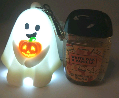 Bath Body Works Halloween Trick Or Treating Ghost PocketBac Holder