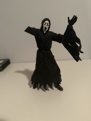 McFarlane Toys Movie Maniacs 1999 Ghostface (Scream)  Missing Arm