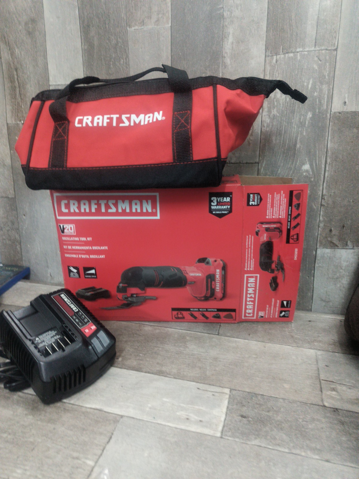 Craftsman 20V Li-Ion Oscillating Tool Kit w/ Batt & Charger CMCE501D1 NEW Open