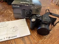 Fujifilm FinePix S2950 14MP Digital Camera 18x Optical Zoom And HD Video