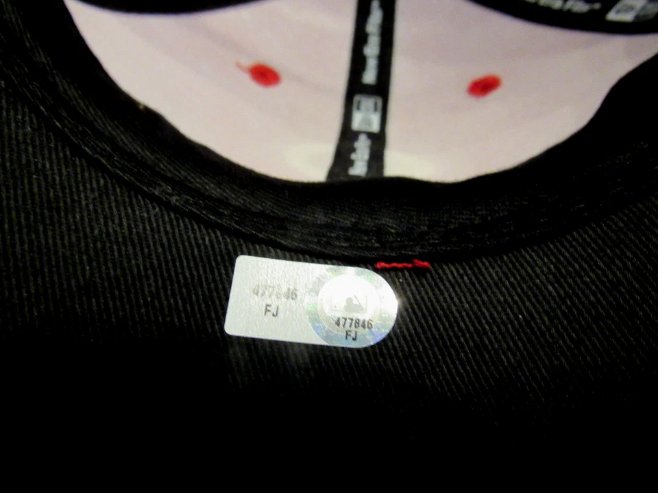 ROY HALLADAY PHILLIES BLUE JAYS HOF SIGNED AUTO NEW ERA PHILLIES CAP MLB BEAUTY - Image 4 of 4