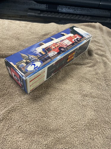 Vintage 1995 Sunoco Aerial Tower Fire Truck Collector's Edition 2nd of A Series - Picture 2 of 3