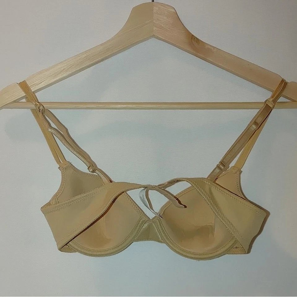 Chantelle Essentia Contour T-shirt Underwire Bra Toffee Style 1575 Tan 32A - Image 3 of 4